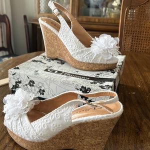 Think summer or vacation